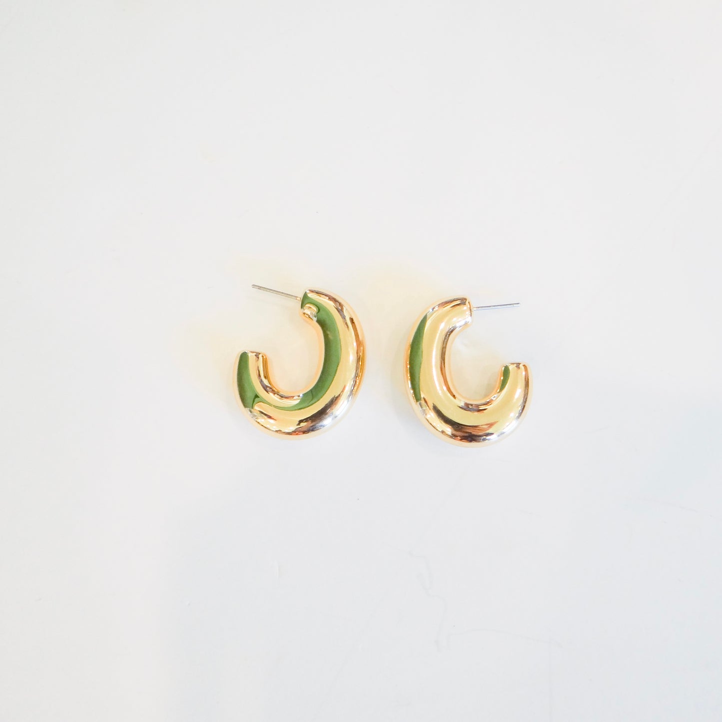 Gia Sculpted Hoop Earrings