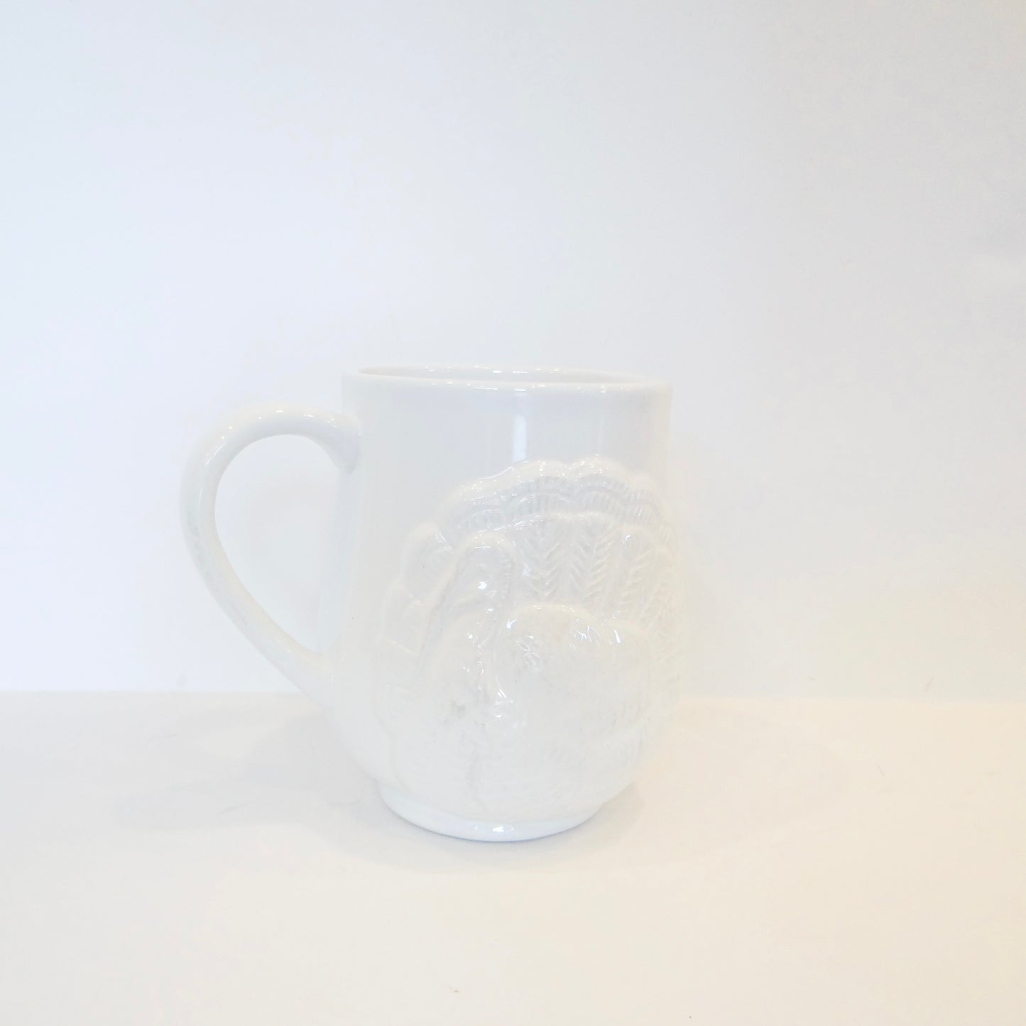 White Embossed Turkey Mug