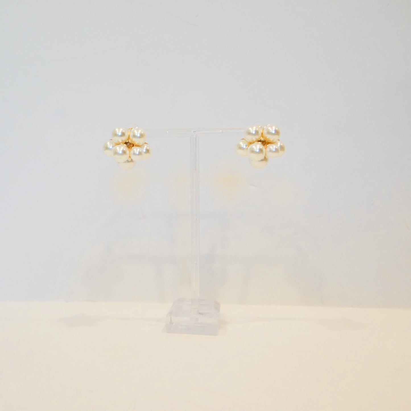 Gold Pearl Cluster Stud