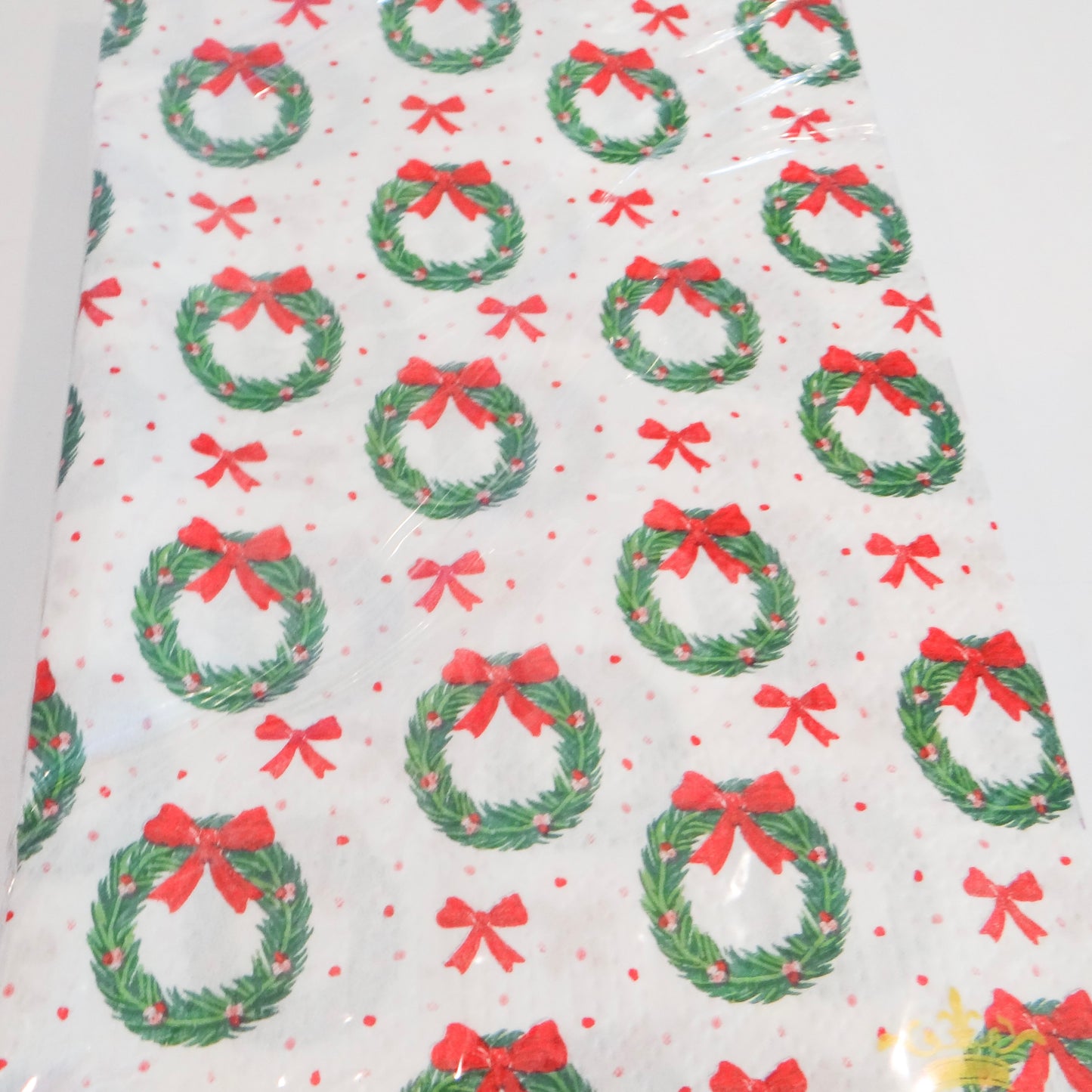 Clara Wreath Guest Napkins