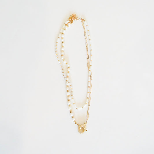 Layered Necklace with Pearls and Clasp