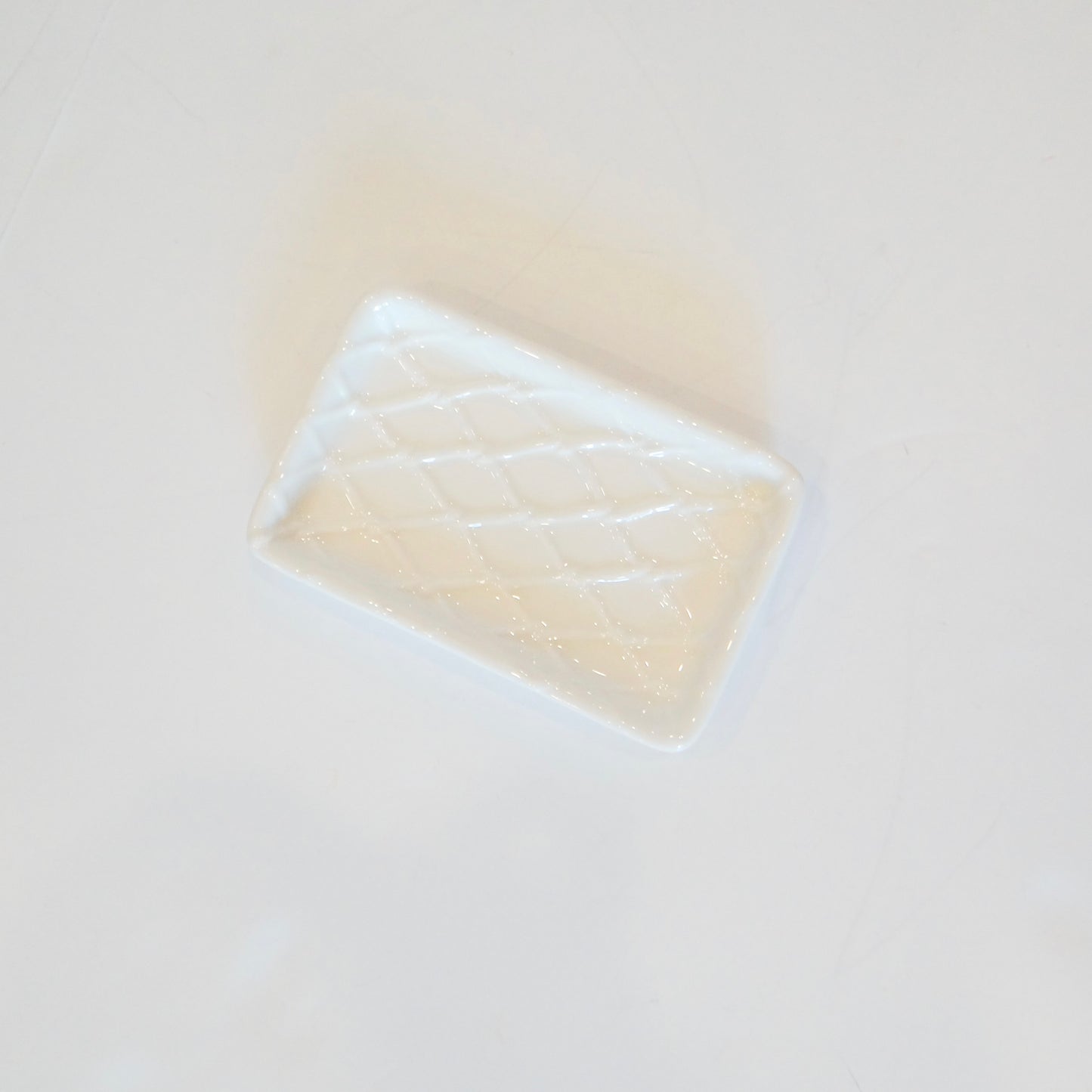 White Textured Soap Dish