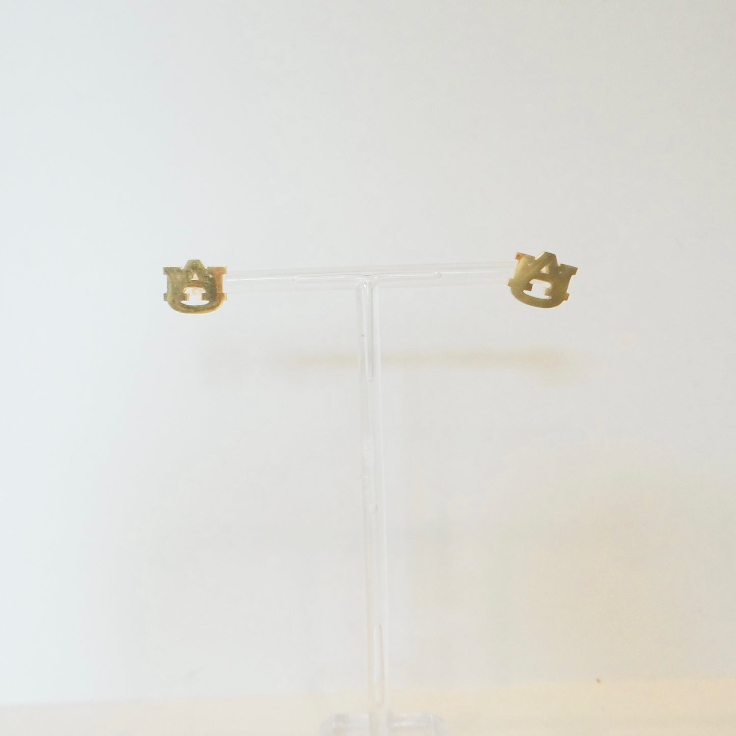 Classic Auburn Gold Stud Earrning