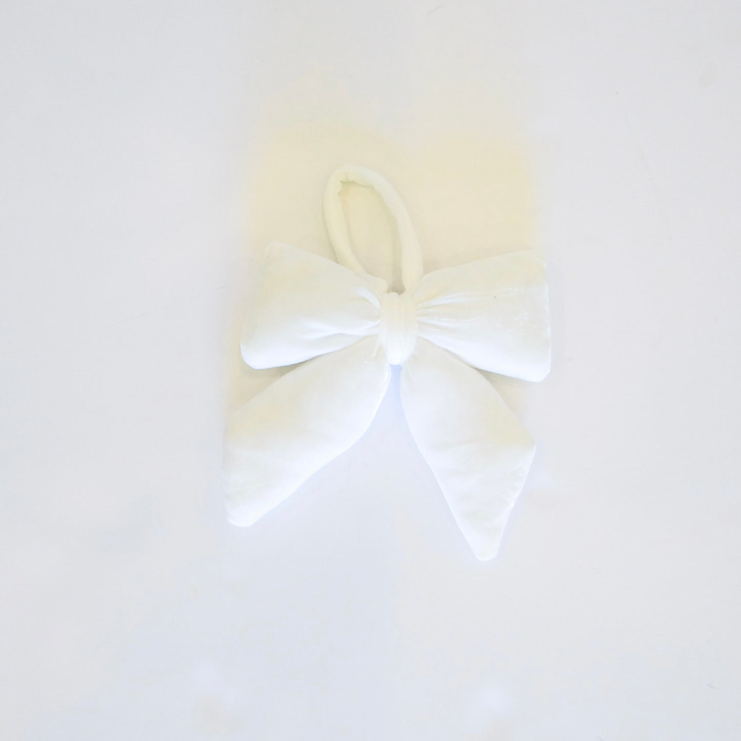Evelyn Bow Ornament