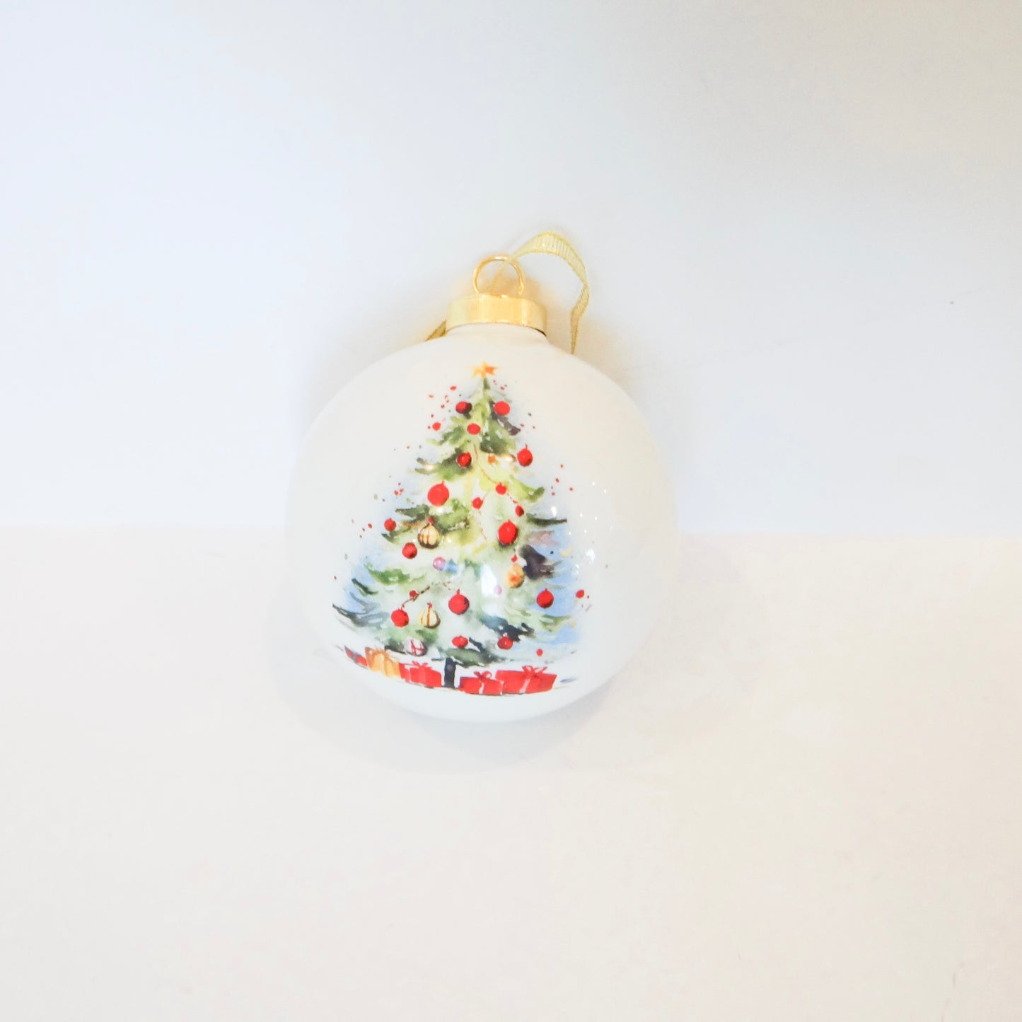 Gloria Tree Ball Ornament