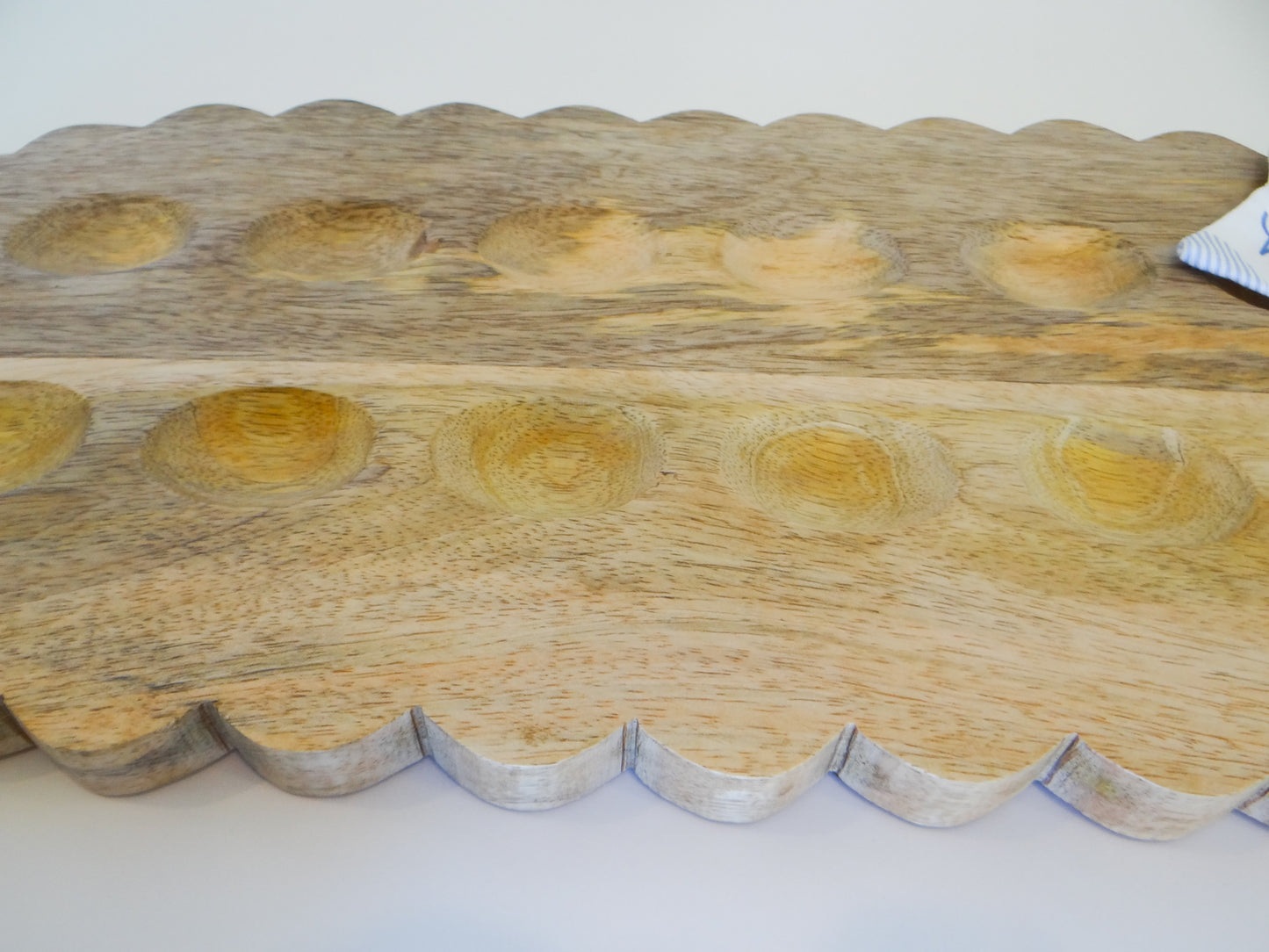 Scalloped Egg Tray