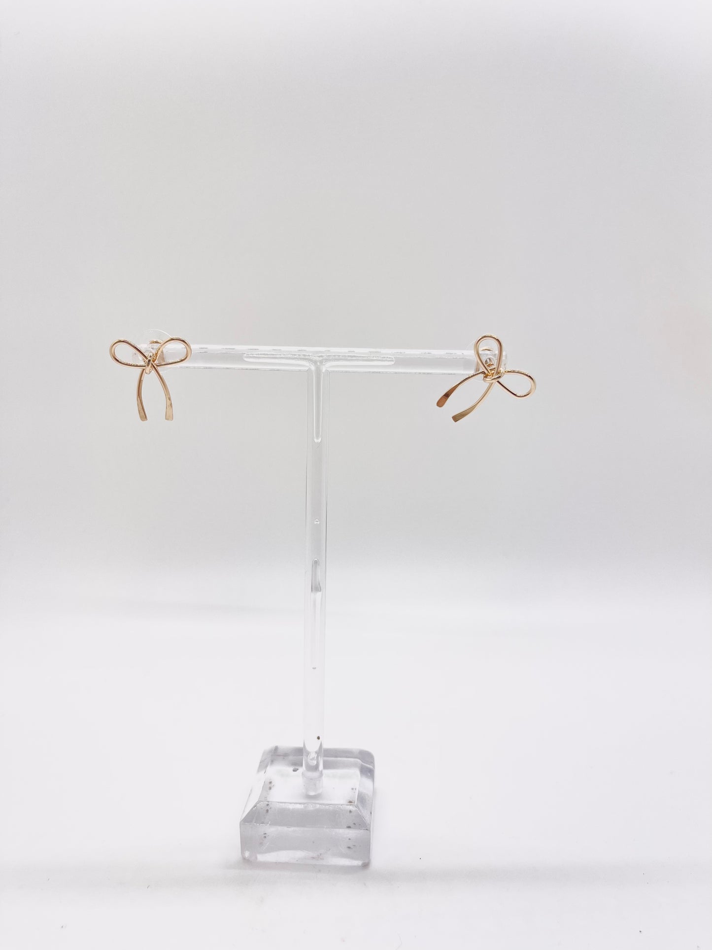 Earring of the Week 11/05 - Thin Bow Studs