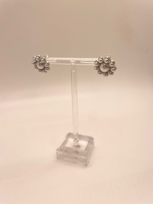 Silver Pearl Cluster Stud