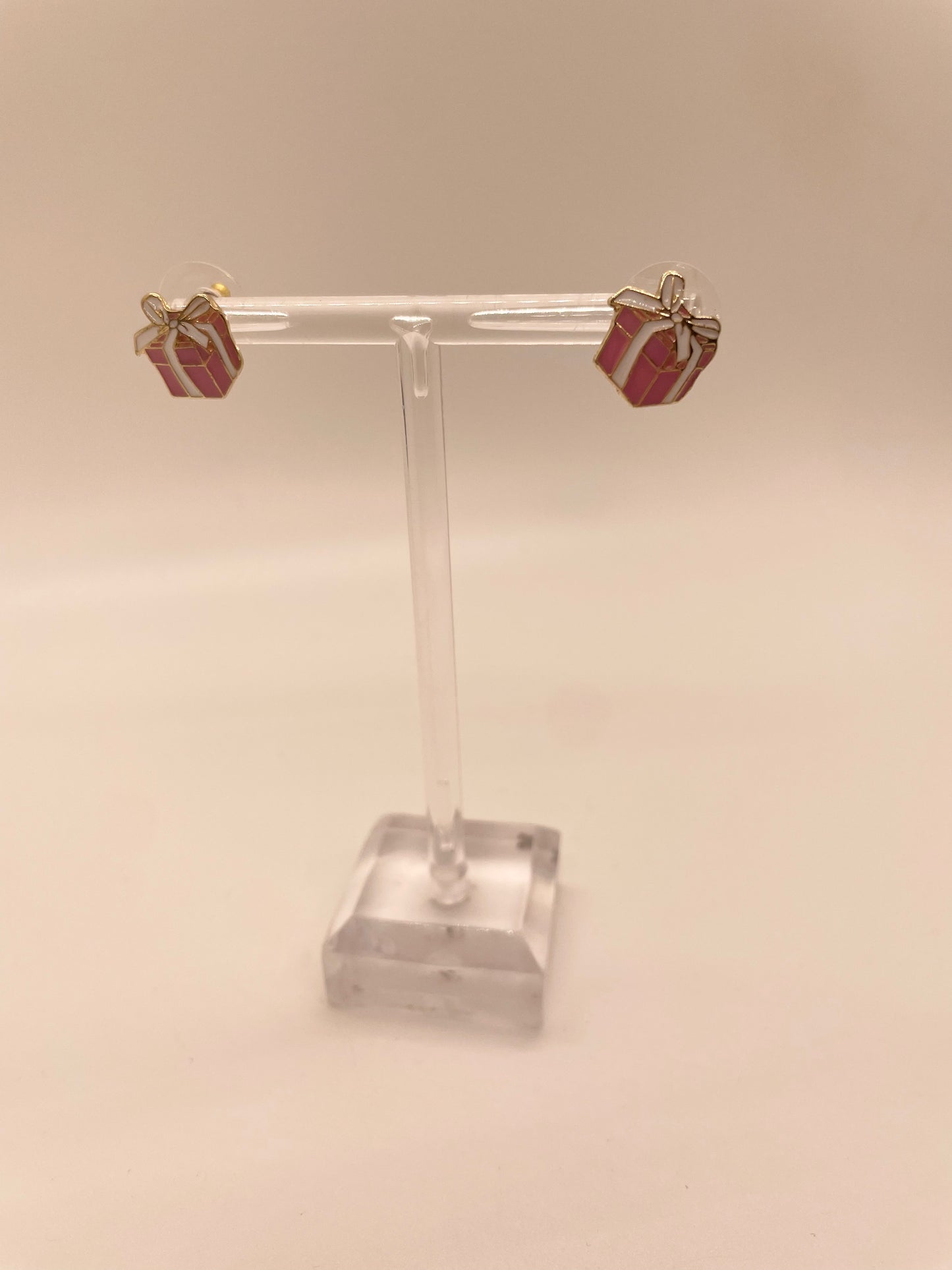 Pink Present Studs