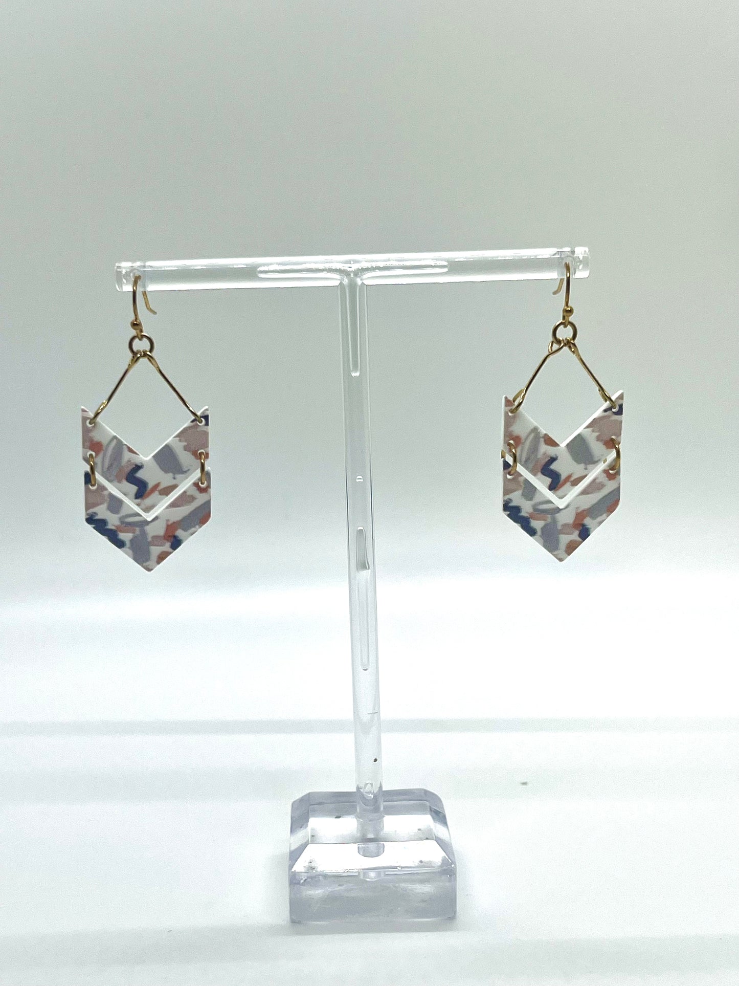 Metal Tone Tier Earring