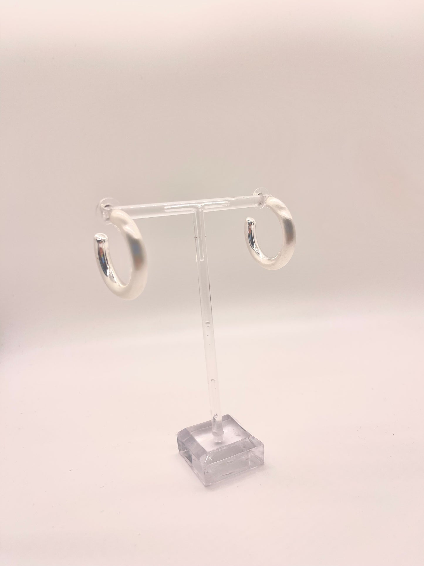 Small Chunky Classic Shiny Hoops