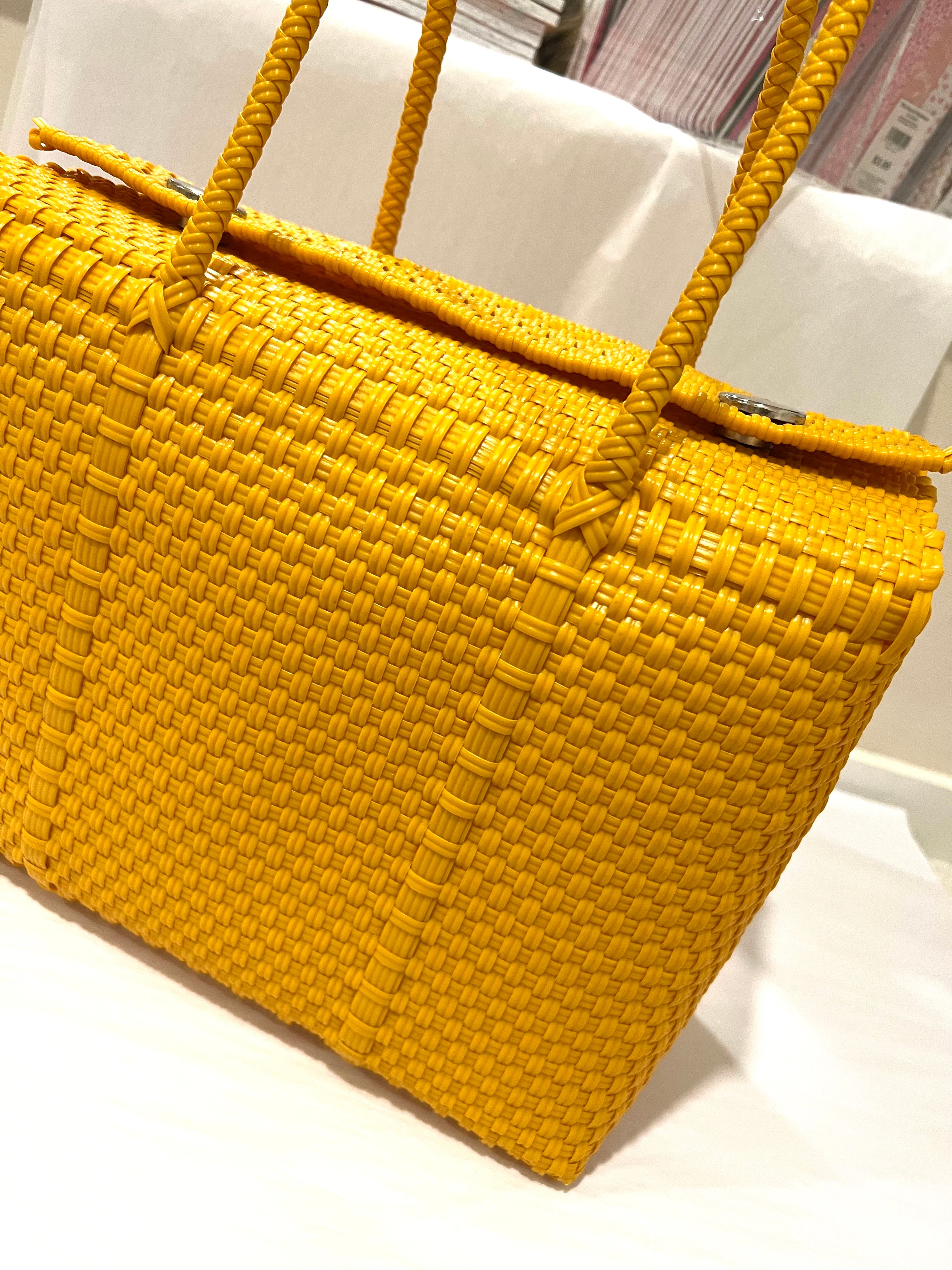 Ladies Hollow Straw Bag Golden Silvery Wire Checkered Women Tote