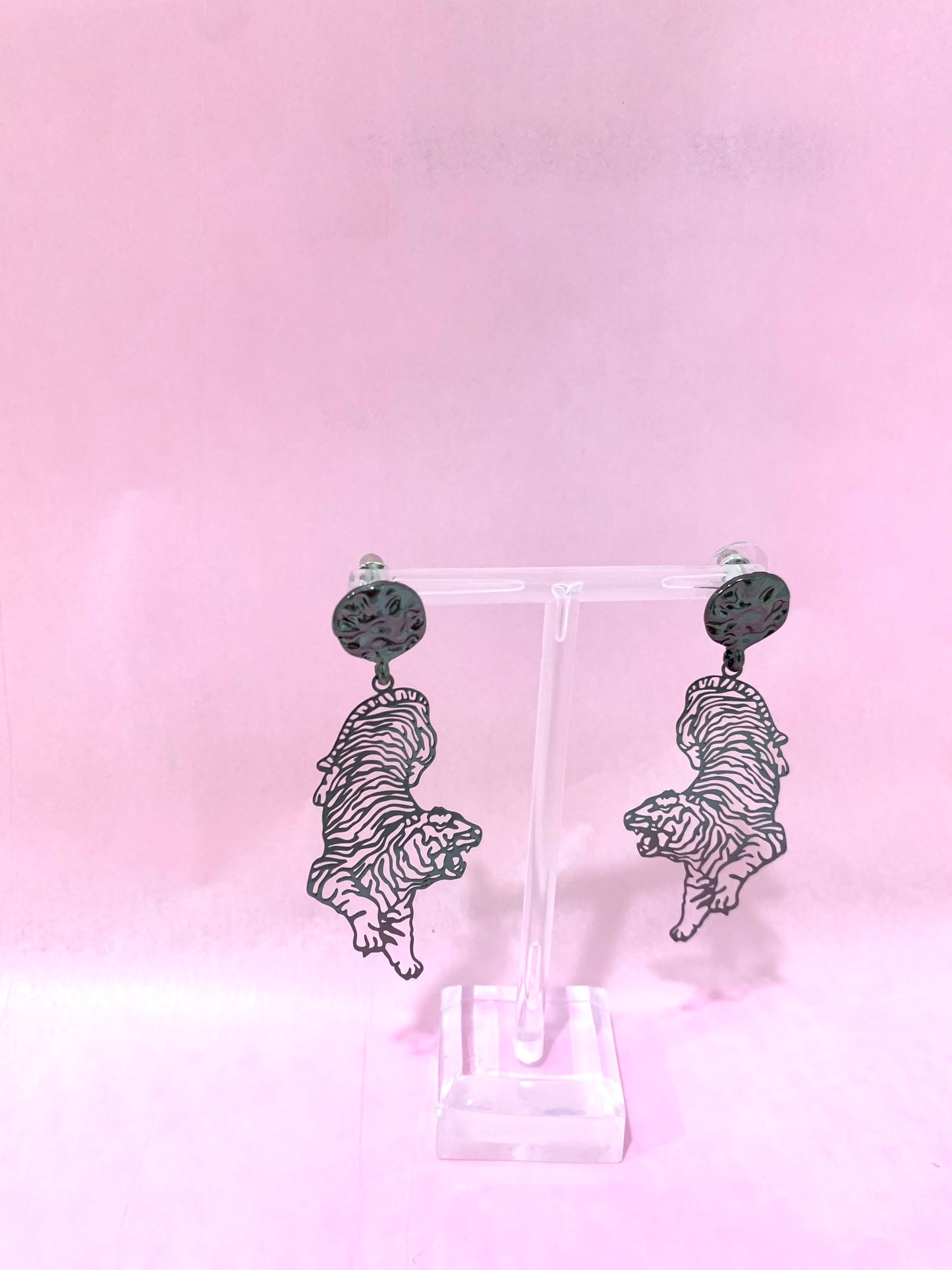 Tiger on Attack Earring