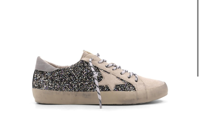 Perry Pewter Low Top Sneaker