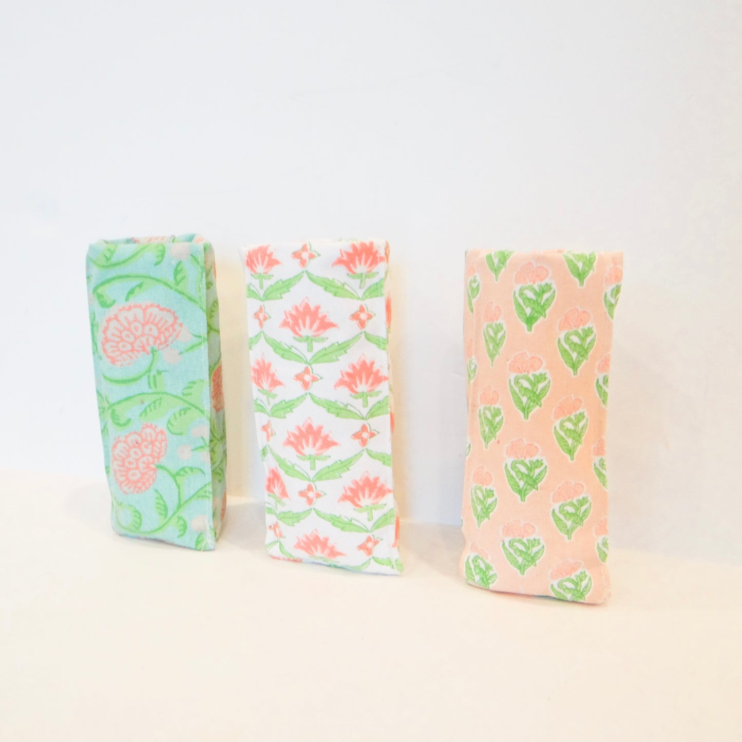 Floral Block Eyeglass Holder