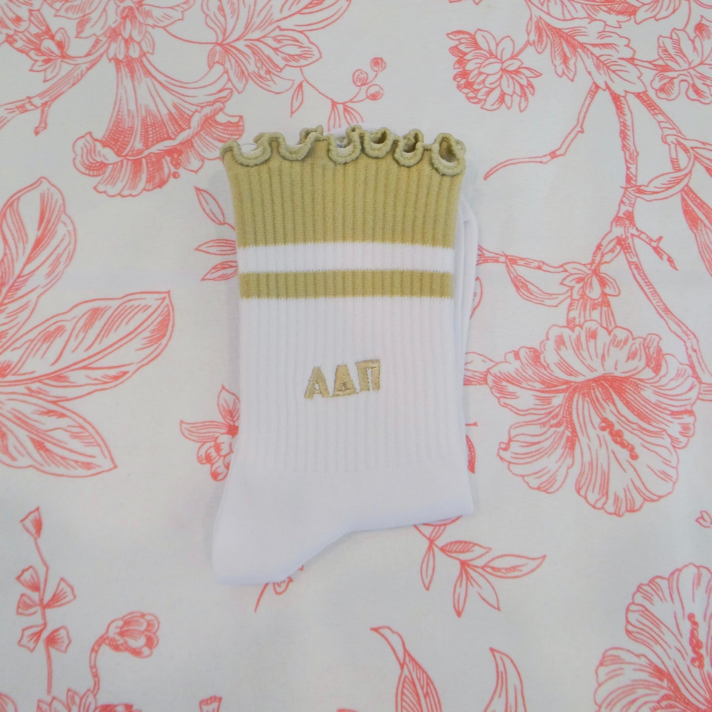 Sorority Lettuce Edge Socks