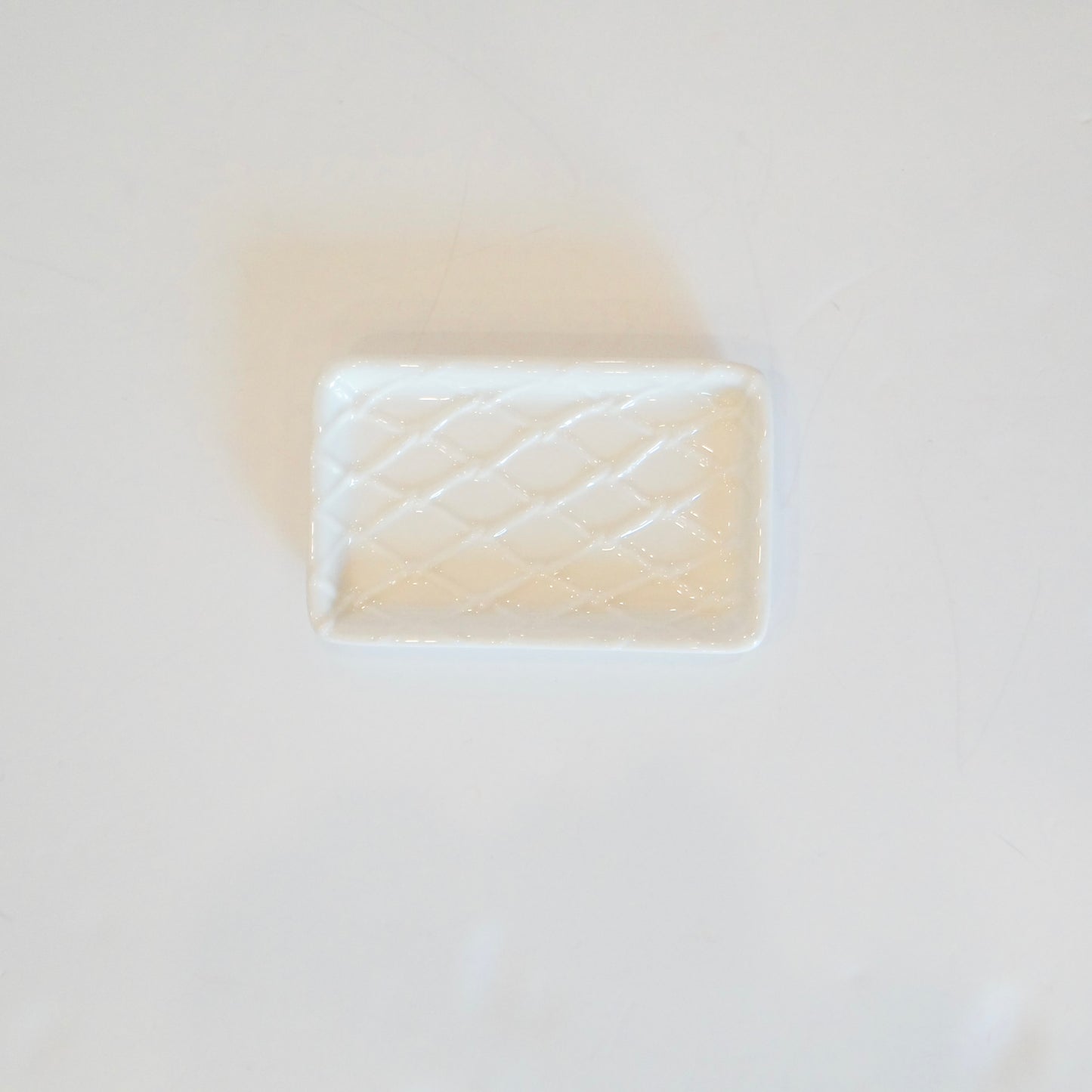 White Textured Soap Dish