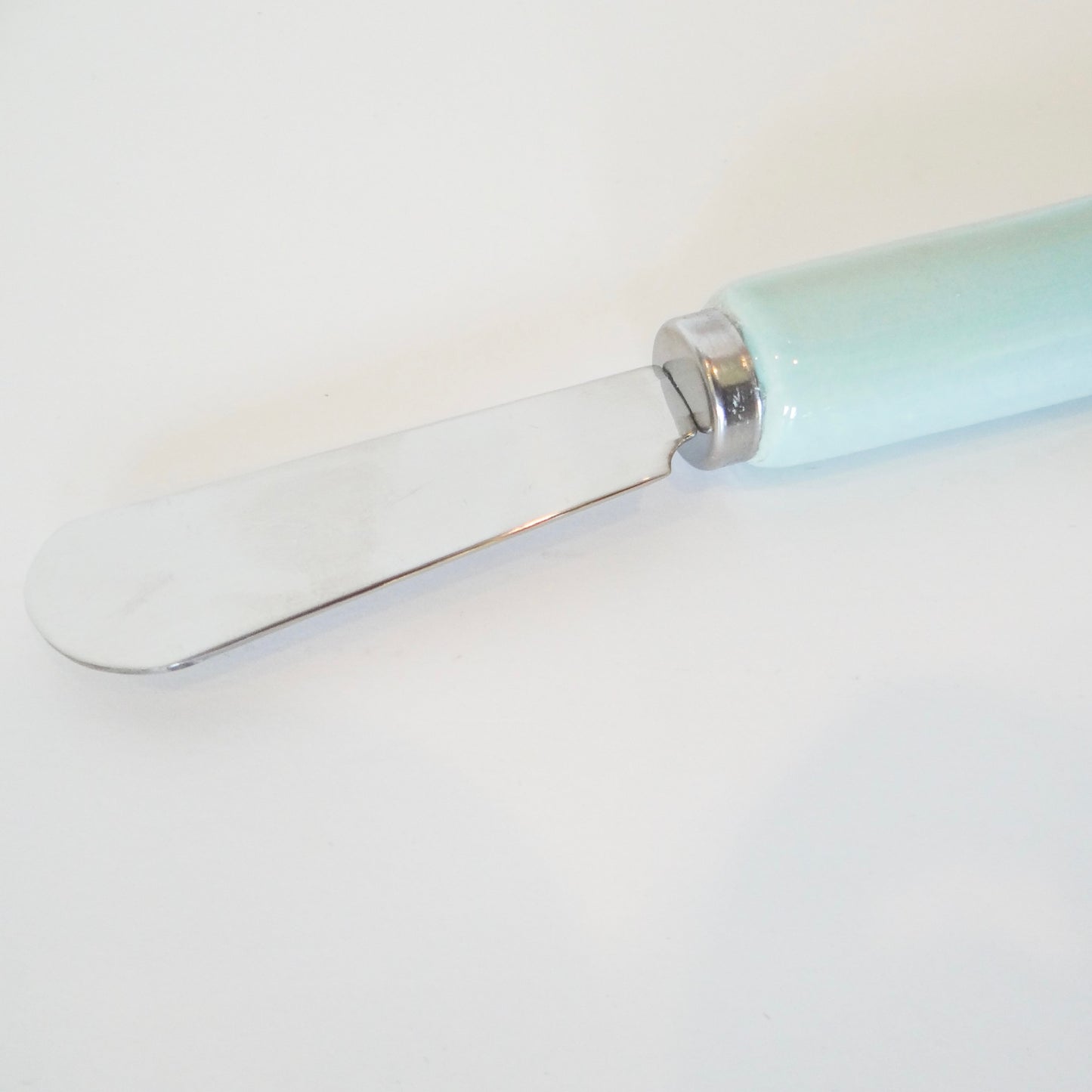 Blue Ceramic Spreader