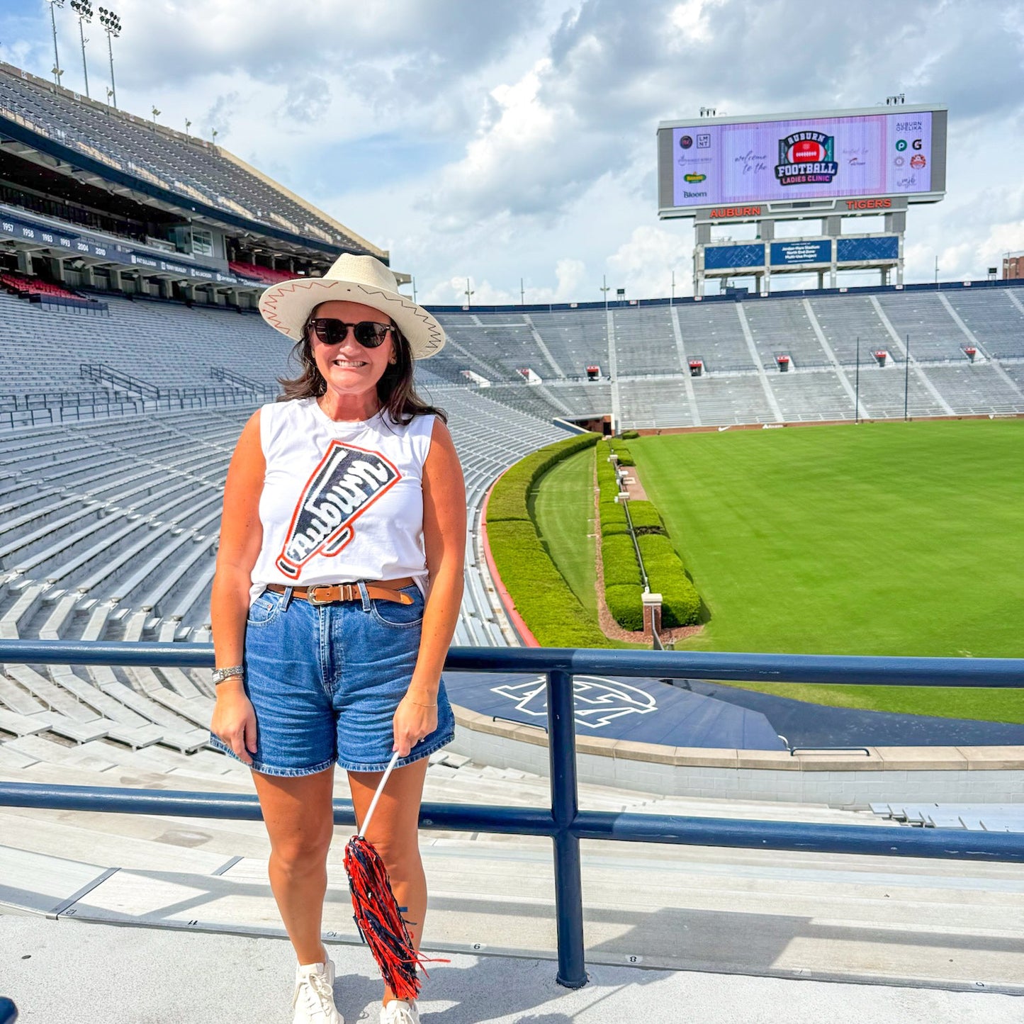 Auburn Cheer Tee