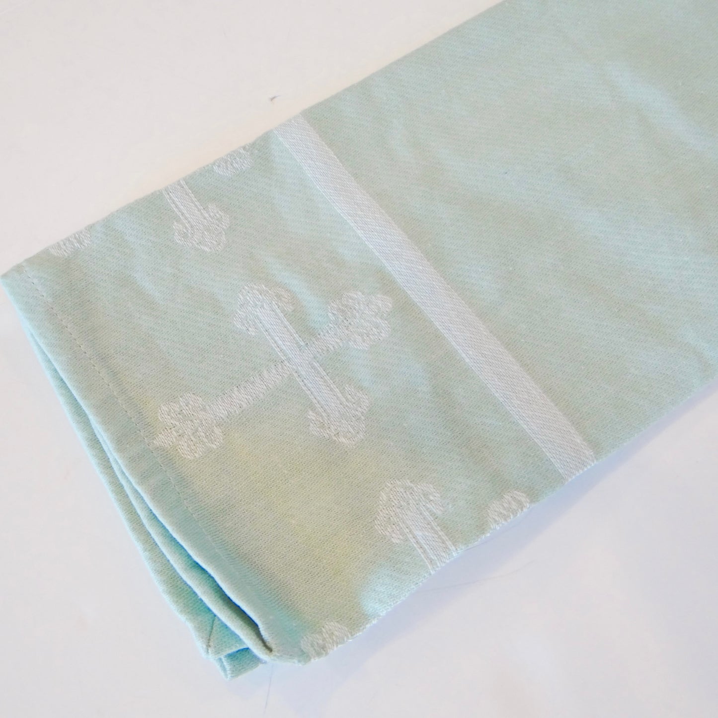 Cross Jacquard Hand Towel