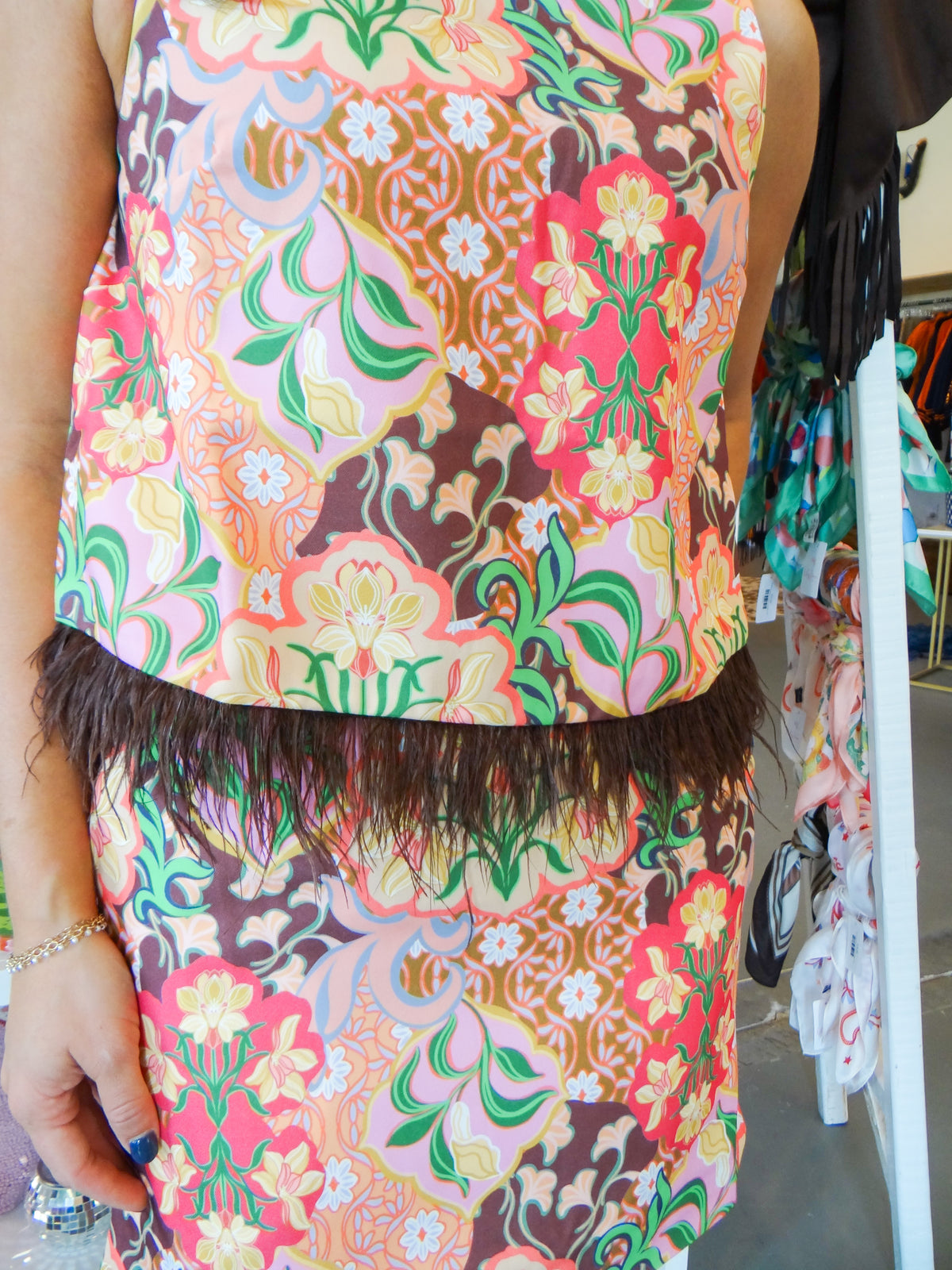 Feathered Flirt Set