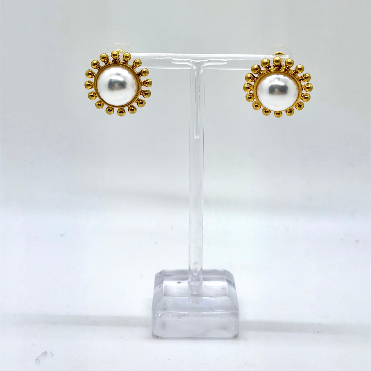 Sun Pearl Studs