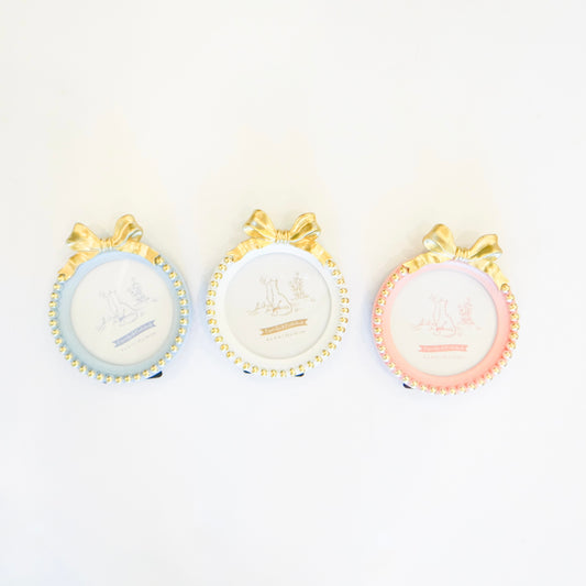 Golden Bow Round Frame