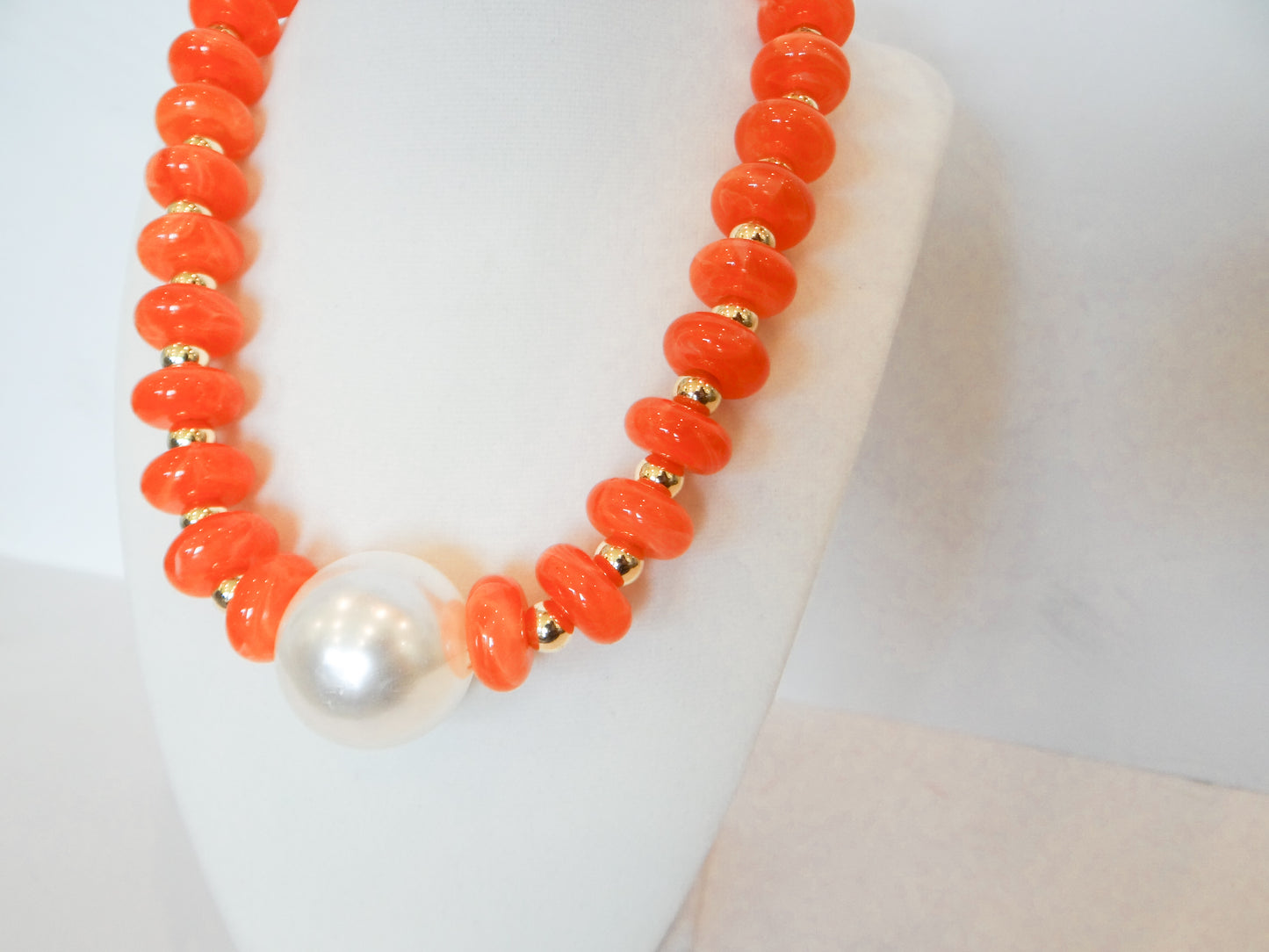 Pearls on the Plains Bauble Necklace