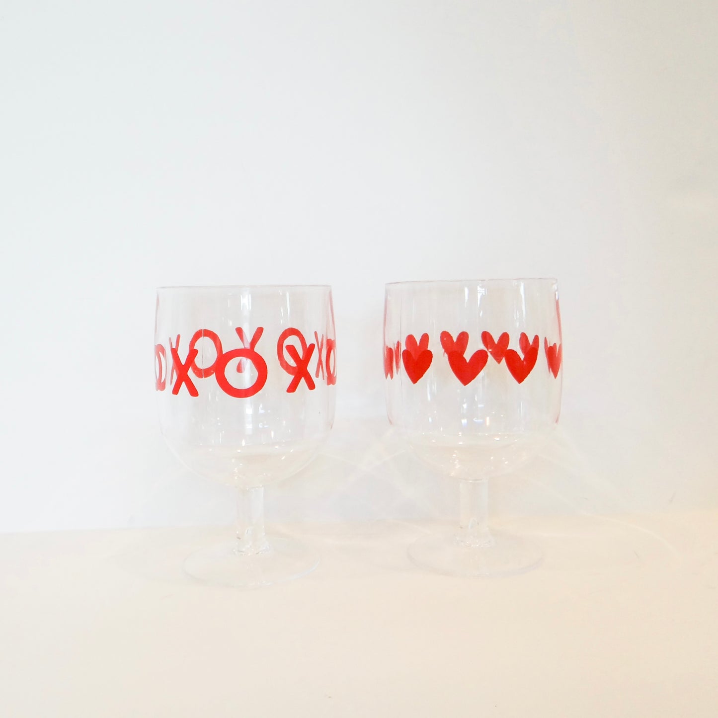XOXO Wine Glass Set