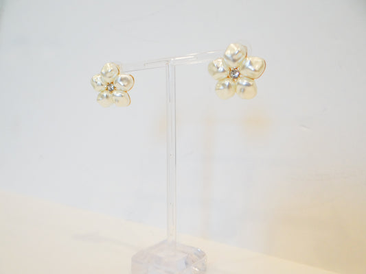 Pearl Rhinestone Flower Stud