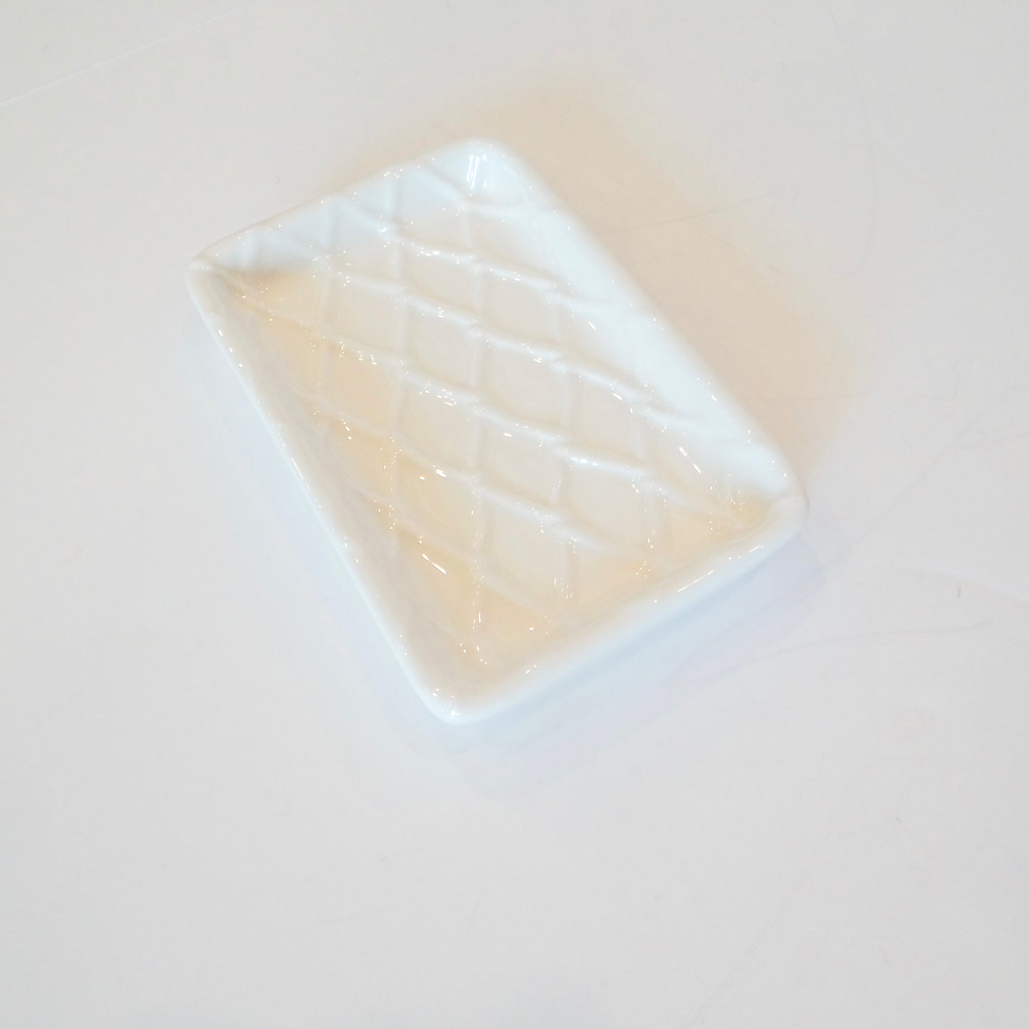White Textured Soap Dish