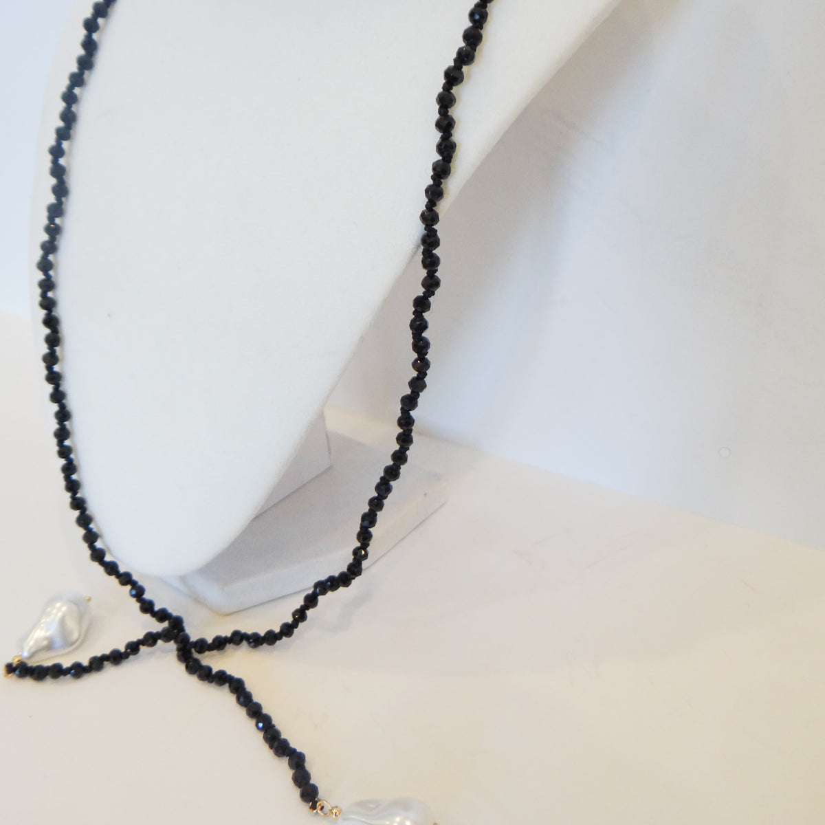 Onyx Pearl Lariat Necklace