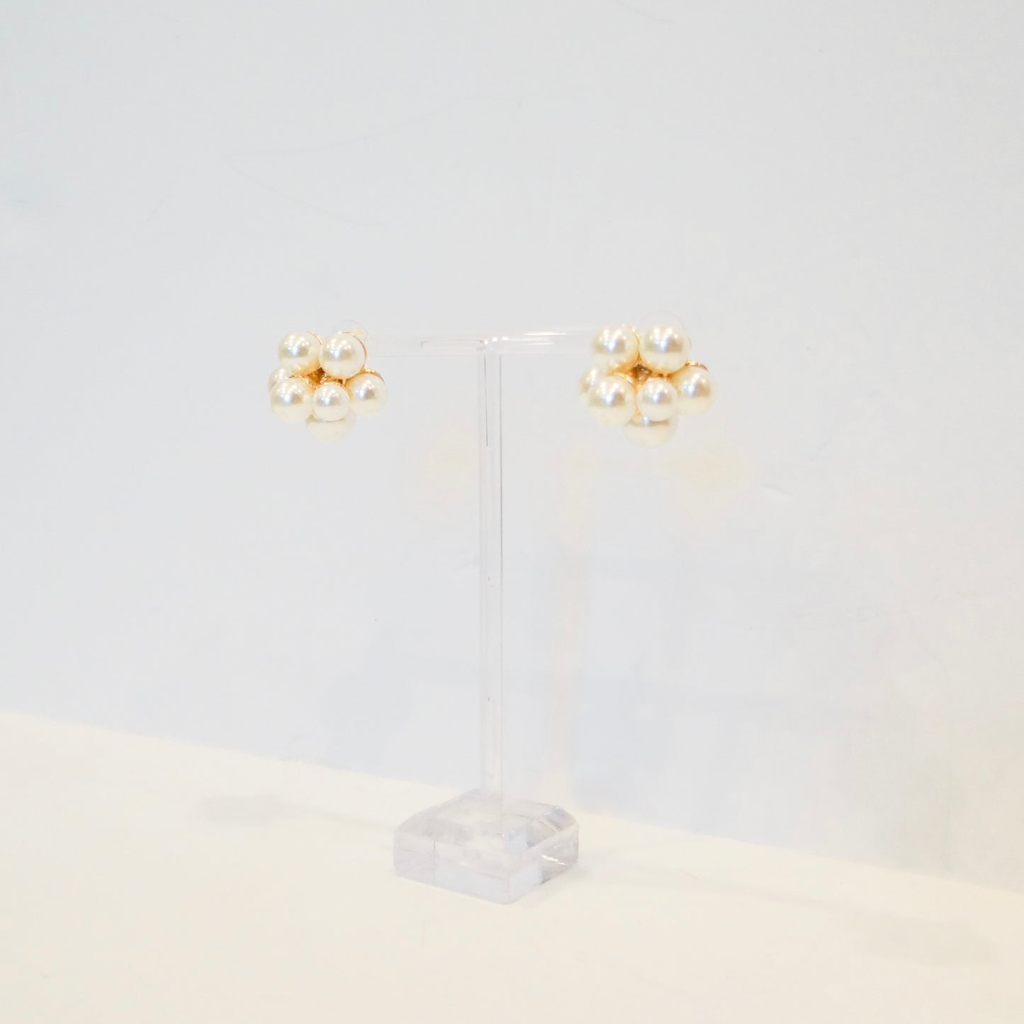 Gold Pearl Cluster Stud