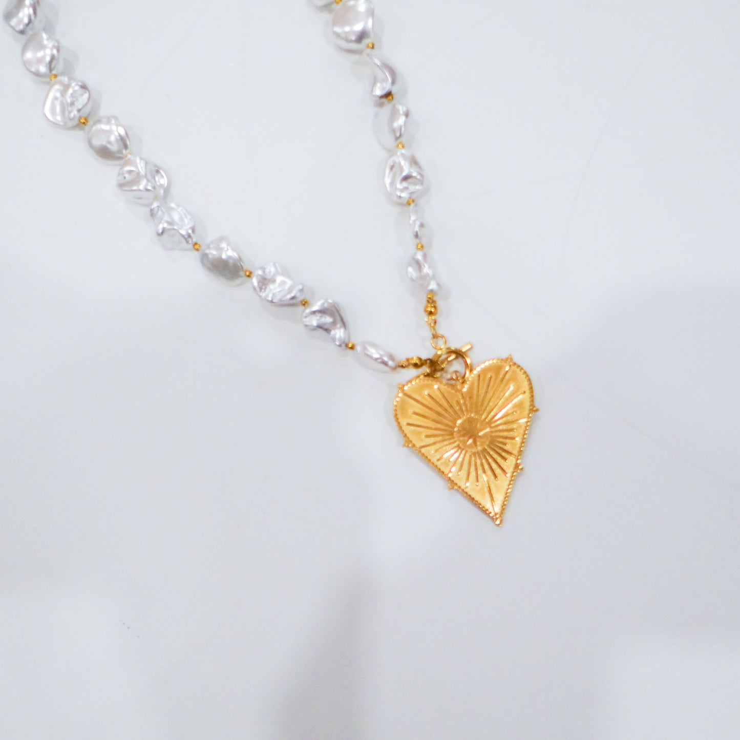 Pearlized Heart Breaker Necklace