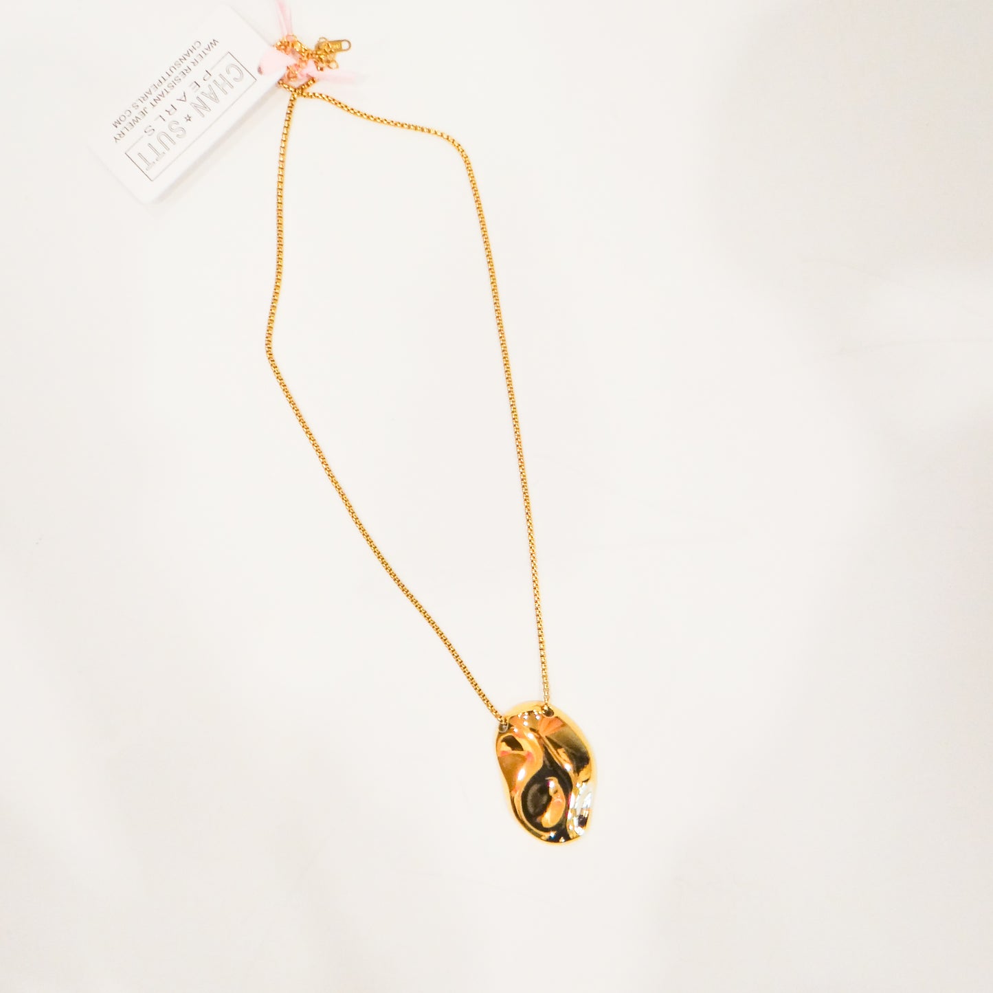 Chan Sutt Pearls - Geometric Pendant