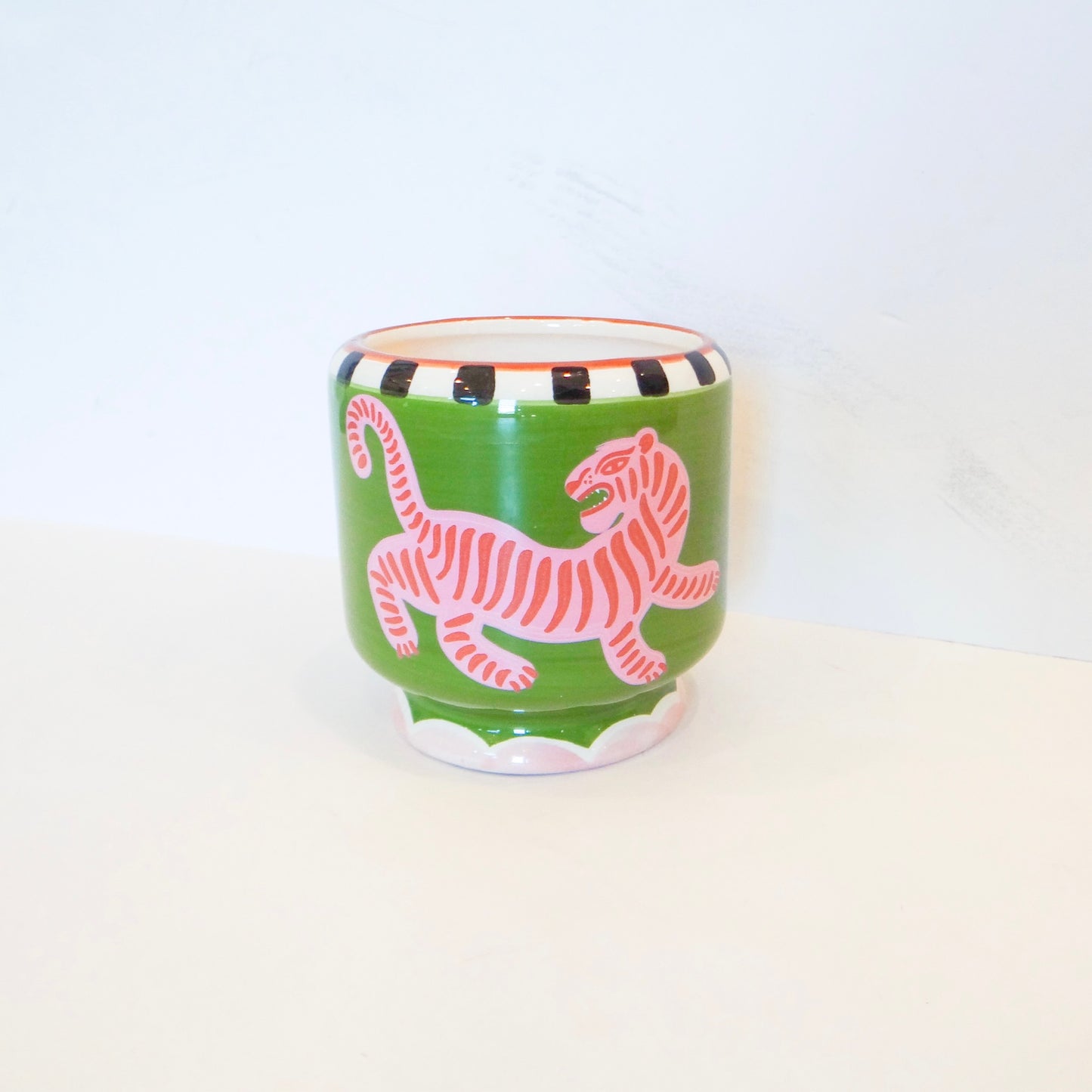 Tiger Ceramic Candle - Black Cedar & Fig
