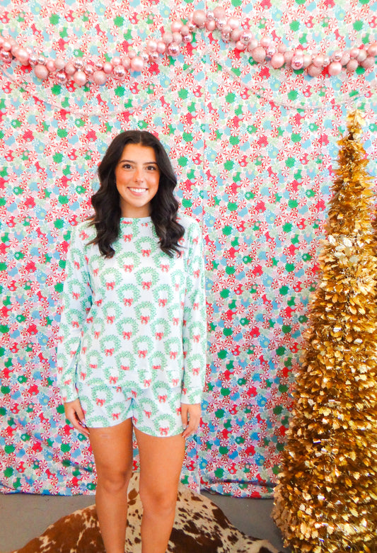 Wreath and Ribbon Pajama Set