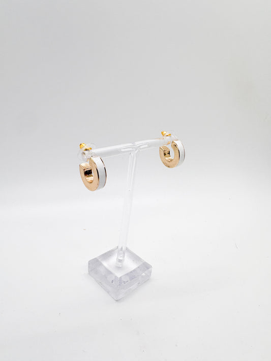 Linear Gold & White Hoops