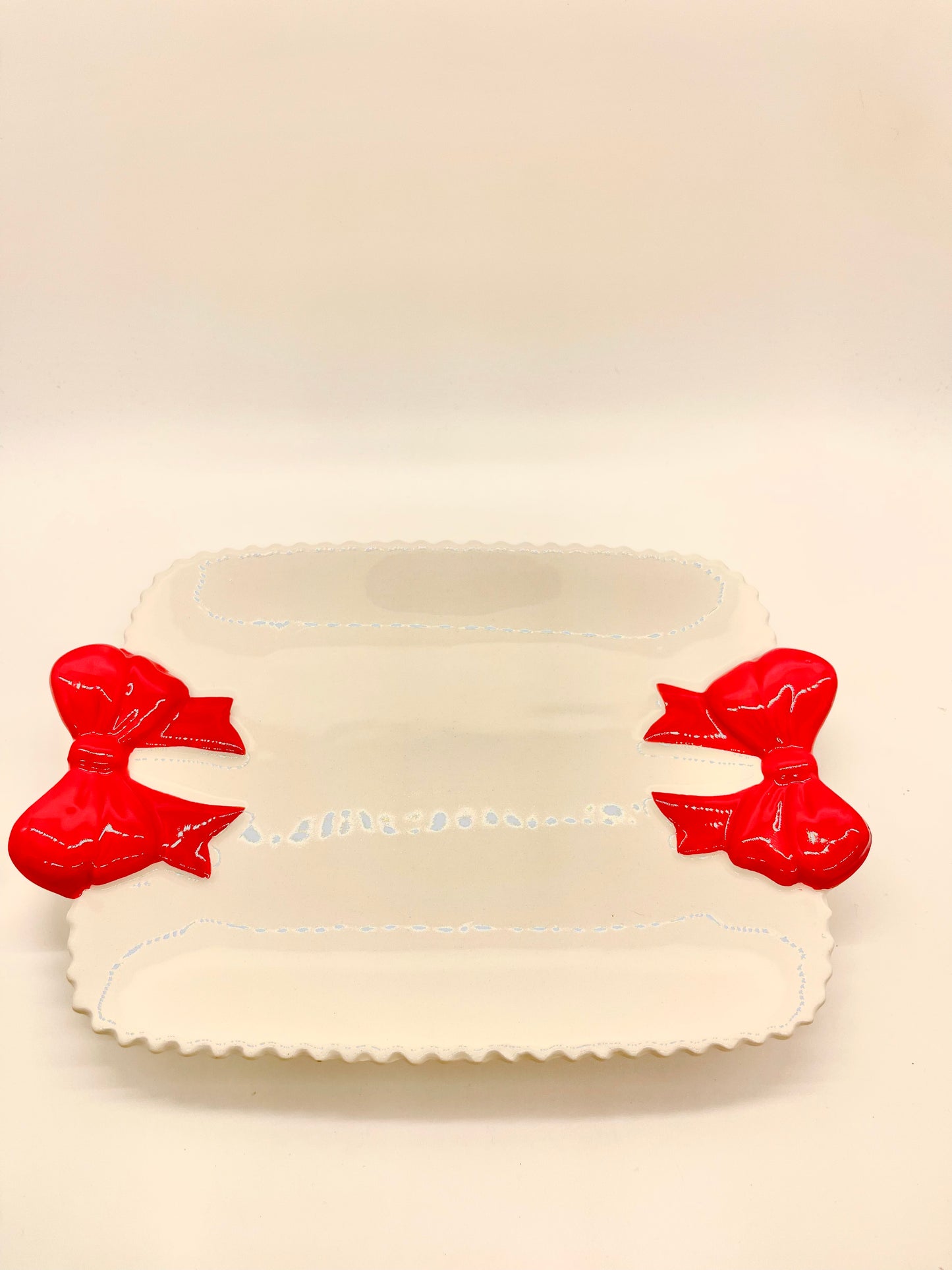 Serving Platter with Bow Details