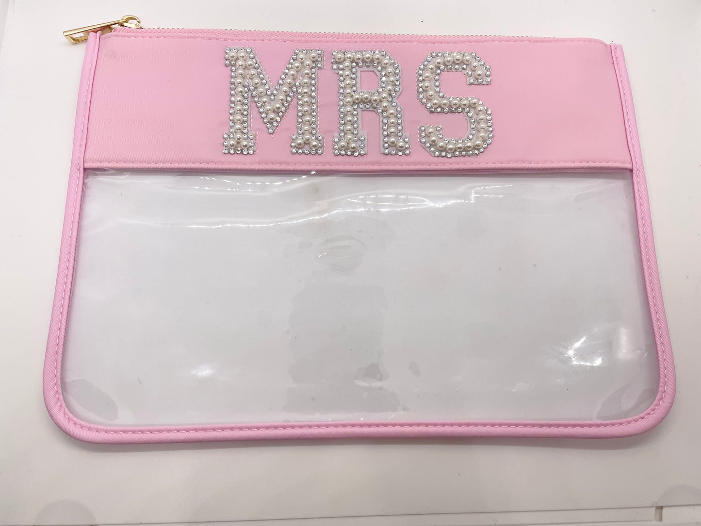 Pink "Mrs" Pearl Letter Patch Clear Pouch