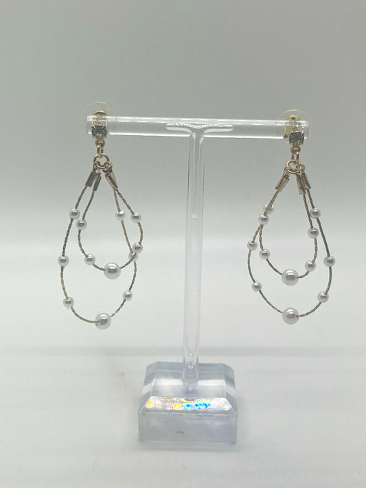 Pearl and Crystal Dangle Earrinngs