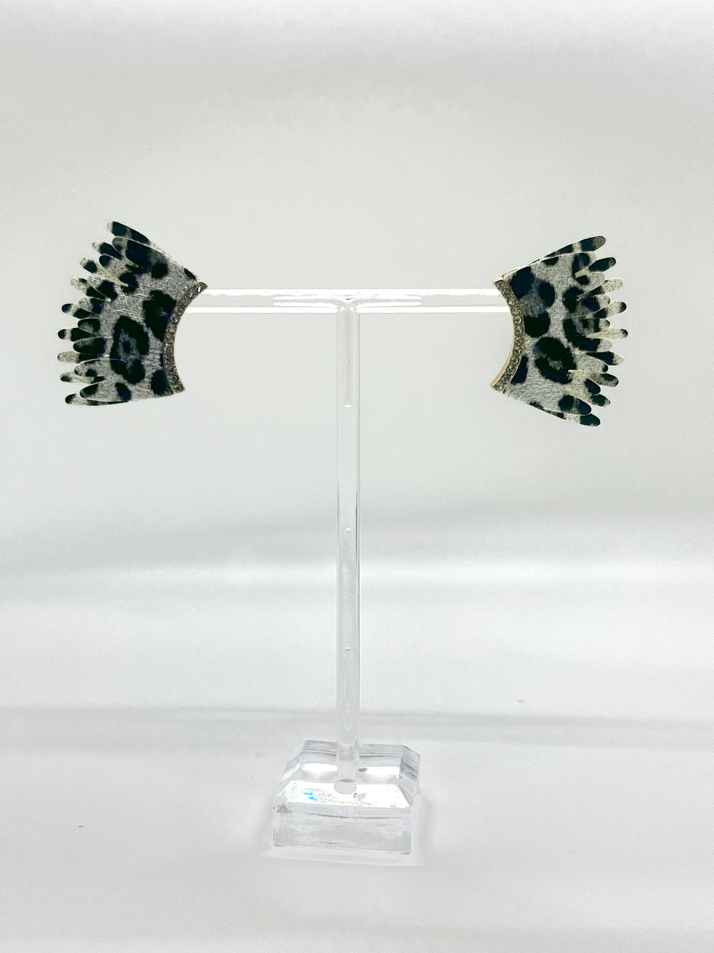 Leopard Feathered Earring