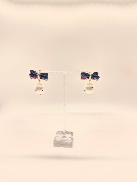 American Cutie Pearl Earrings