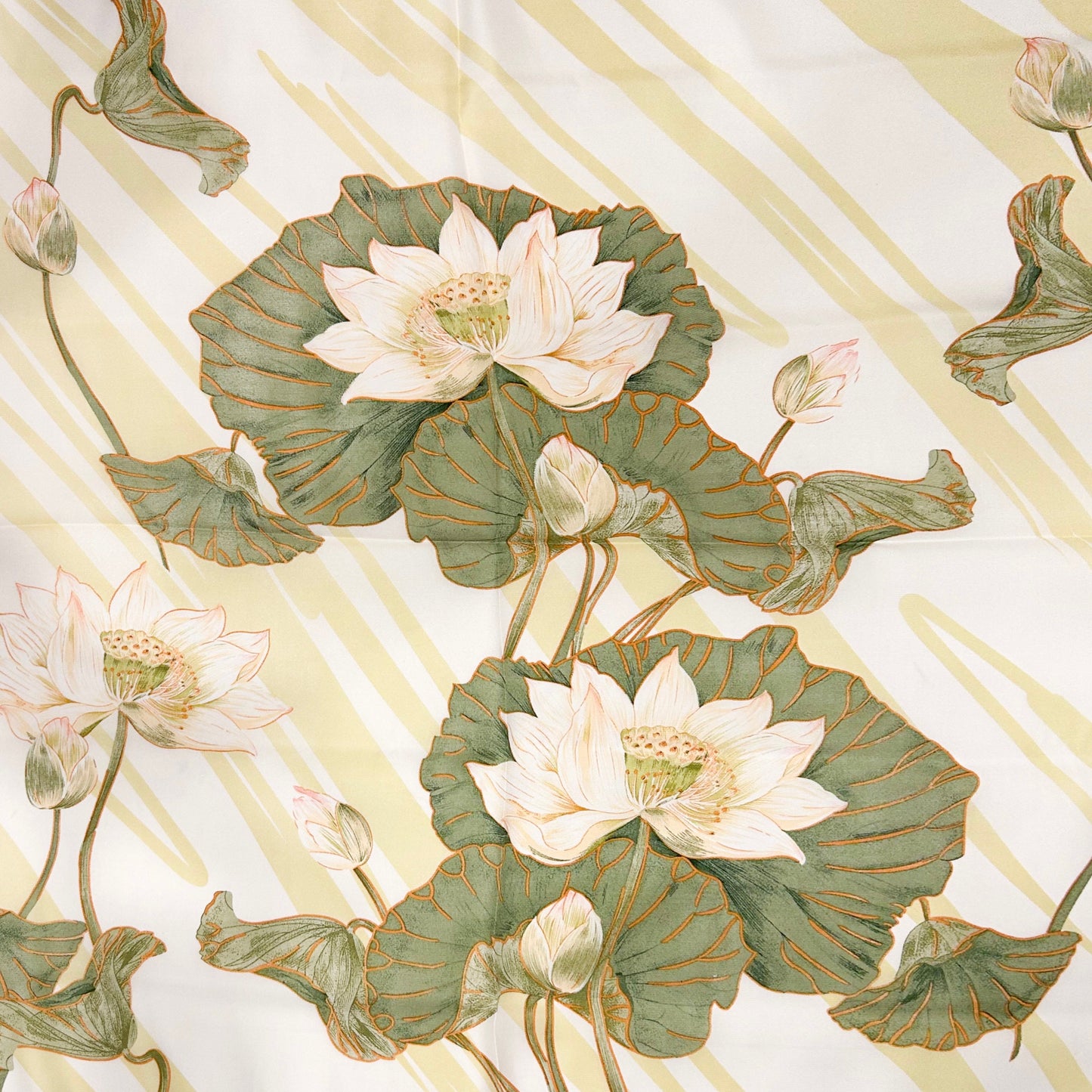 Lilypad Scarf