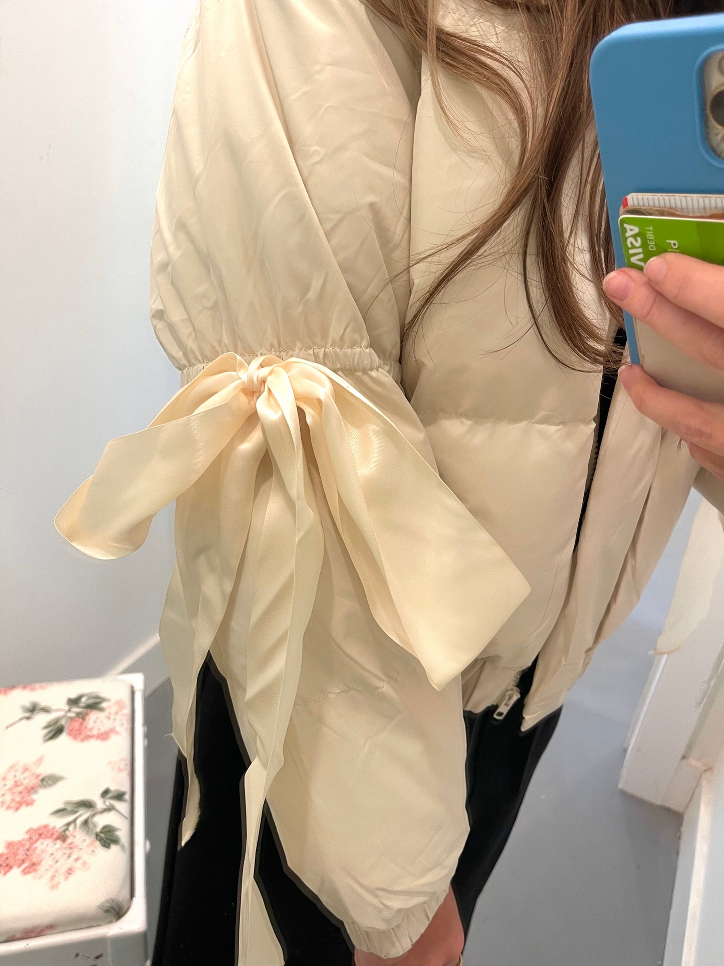 Cream Bow Sleeve Cropped Puffer