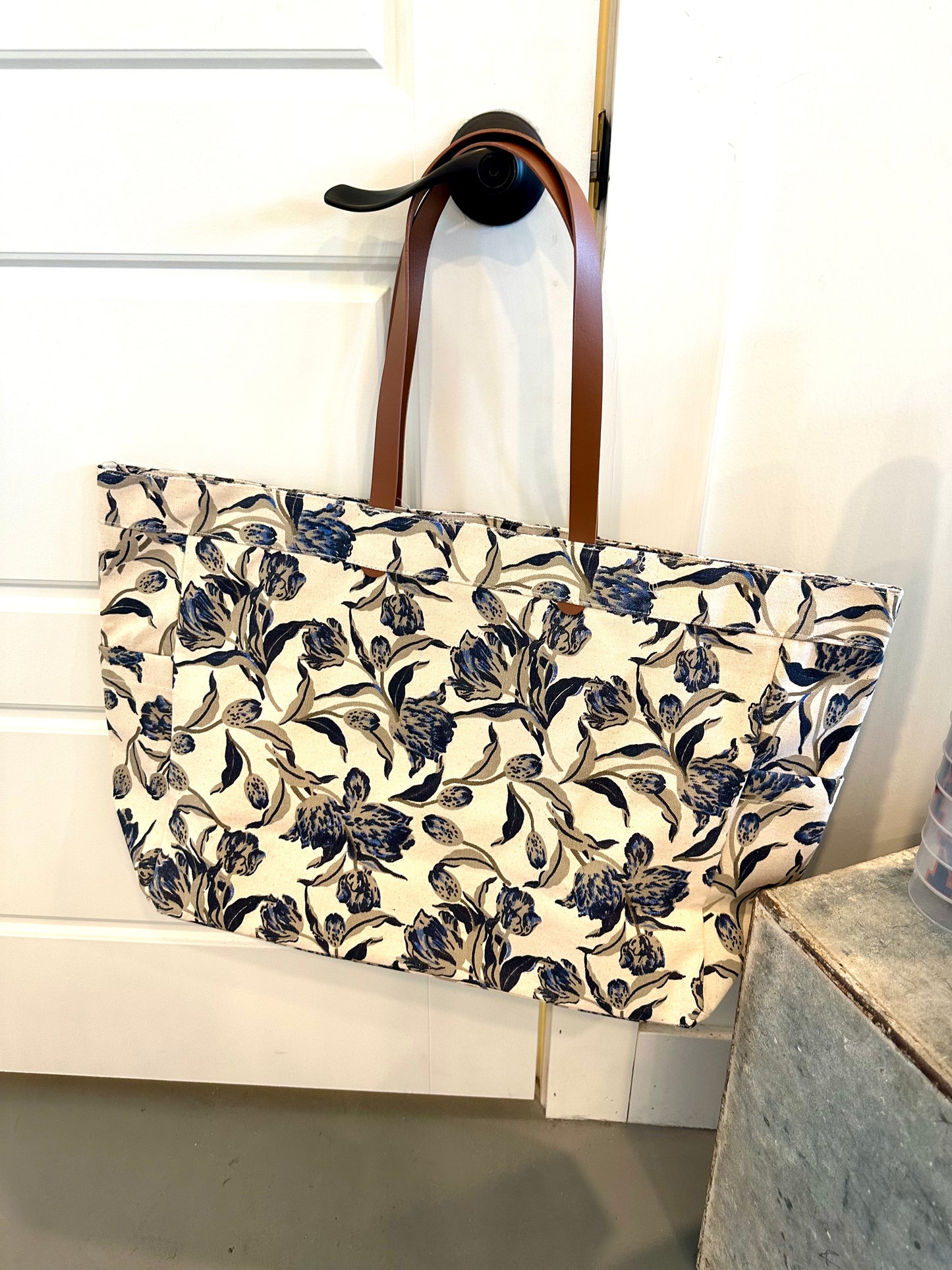 Clayton Tote Natural Blue