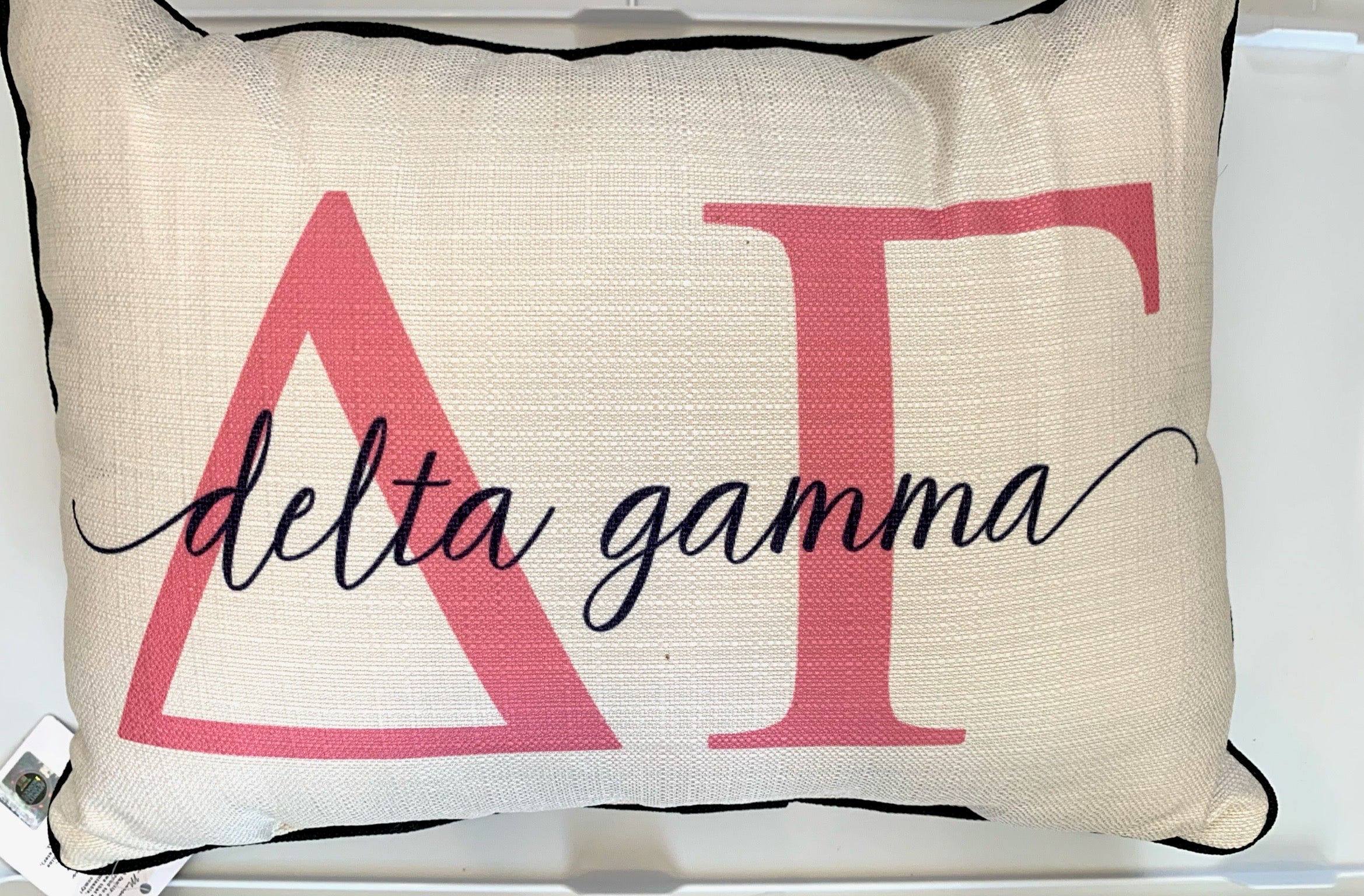 Delta pillows outlet